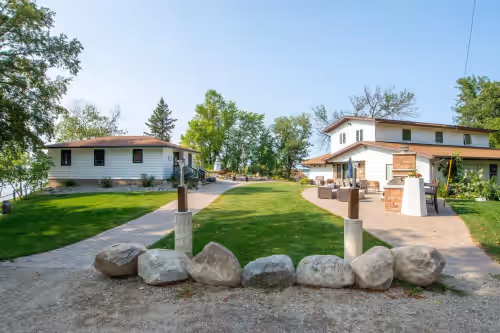 Lake Front Lodge, Leech Lake, with Multiple Cabins, Large Groups & Reunions, photo 2
