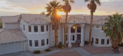 Golf Mansion • 7BR • 12 Beds • Luxe• 7 Golf Courses within 3 Miles
