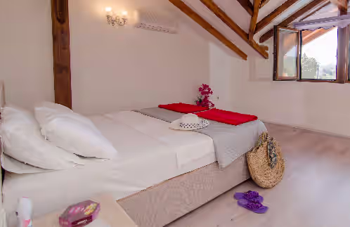 5 Bedrooms, heated pool, pool table, table tennis, bbq & wifi, photo 3