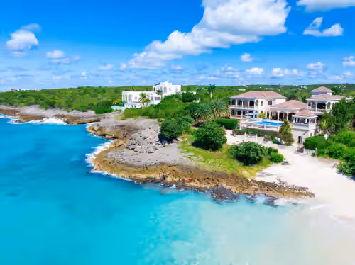 Sandcastle Villa & Beach House - ON THE BEACH Luxury Villa & Beach House, Sleeps 20, Pools, Hot-tubs, Fire-pits…