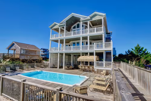 Very Large Oceanfront/Pool/Elevator/Tiki Bar/-Southern Grace on Topsail Island