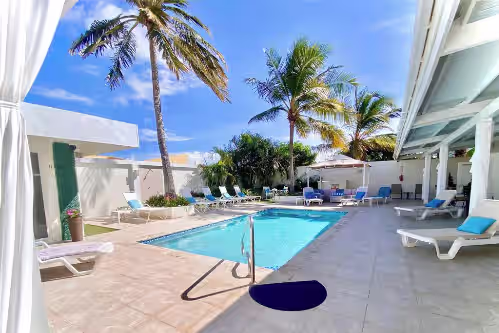 BEST Palm Beach Villa 26ppl 10 Private Suites & Bathrooms 5 mins Beach Walk, photo 2