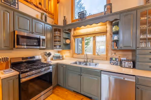 3rd Floor Kitchen at 9BR/6BA Chalet at Snowshoe w/ hot tub Game Room Mountain-top Views On-Call Van