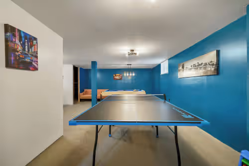 Highland Group/Family Estate! Huge Hotub, 5 Private Units, Gameroom; 40+ guests, photo 4