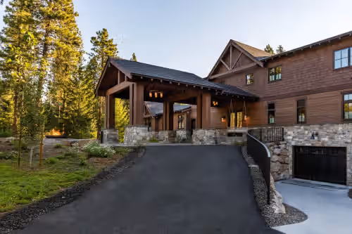 Driveway to the porte-cochere or to garage parking for at least 4 vehicles. at Darrow’s Pond Retreat