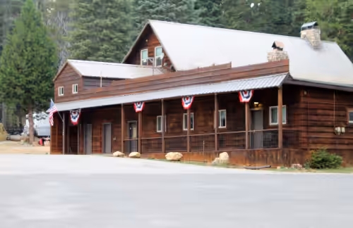 Laporte Lodge-Armstrong/Mathews Cabin for rent