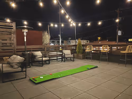 Rooftop Deck at Bungalou Ultimate Silver Rooftop+Gameyard Sleep 31