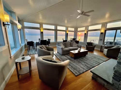 Paradise on the Rocks, photo 2