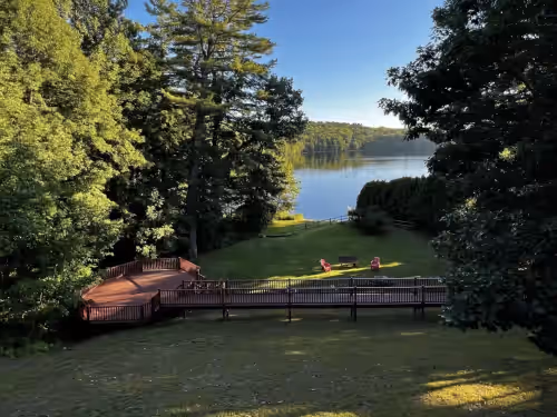 Beautiful Lake Front Home, photo 2