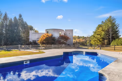 Lakefront Paradise: Views, Heated Pool, Games! Summer & Winter Fun For Everyone, photo 2