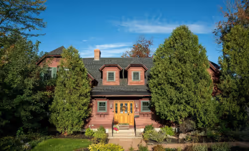 Cabernet Inn, Hot Tub, Views, Fireplace, Great Location