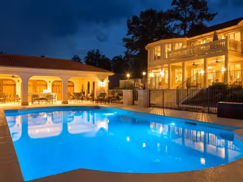 20% off until March, Elevator, Lake Front, Pool, Pontoon, Theater, Fire Pit, WOW