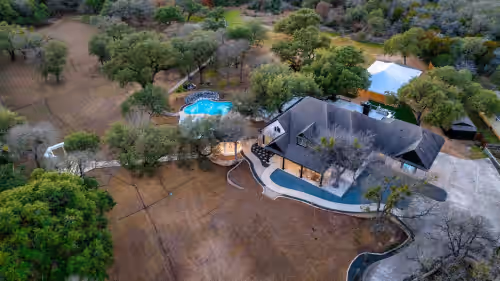 10 Acre Hill Country Mansion | Pool | Large Events