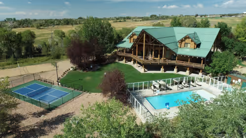 Hidden Springs Ranch Lodge - Spacious lodge and ranch property - great for large groups