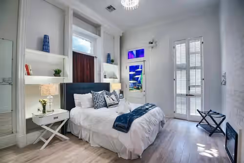 BEdroom at Best Location 7BR Next to FR Quarter! By YouRent