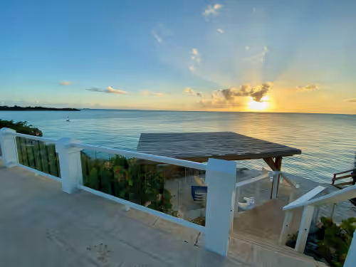 Beautiful Beachfront Amazing Sunsets 2 Private Pools!! Pickleball Court, B-Ball, photo 4
