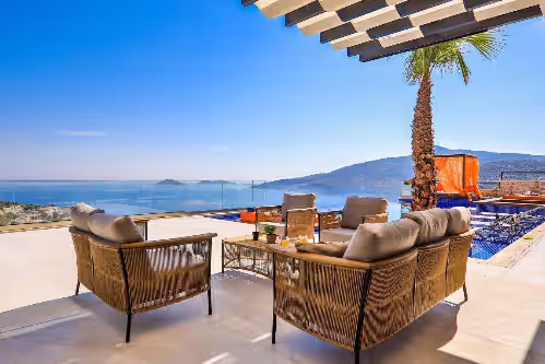 Villa for 12 w/fantastic views, large heatable infinity pool, quite location, photo 2