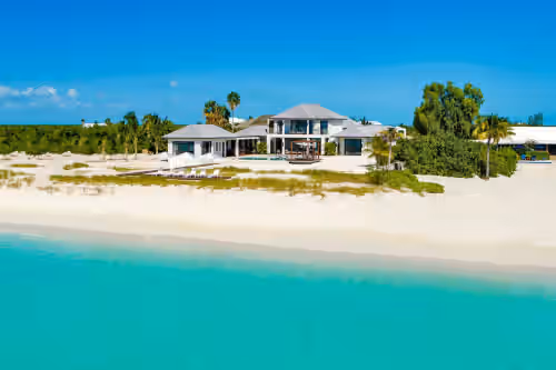 Modern beach house located on the exclusive Prince of Wales Drive, photo 5
