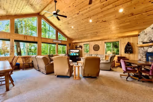 Living area at Historic Ponderosa Family Resort on West Fox Lake