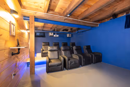 RIVER! Hot tub, Movie theater, Sauna, Massage chair, photo 3