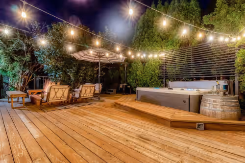 Terrace/patio at 5b/4bath w/ Hot tub in Walla Walla Valley
