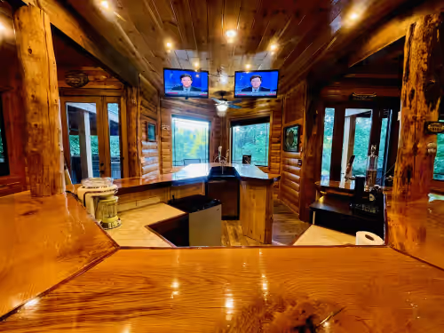 Private indoor pool Spacious Upgraded Lake Cabin. Perfect for Family Gatherings, photo 3