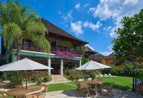 Whispering Waters Villa- Exclusive Beachfront Retreat. Pool, & Spacious Terraces, photo 4