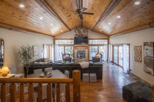 Interior at Waterfront, Pool, Hottub