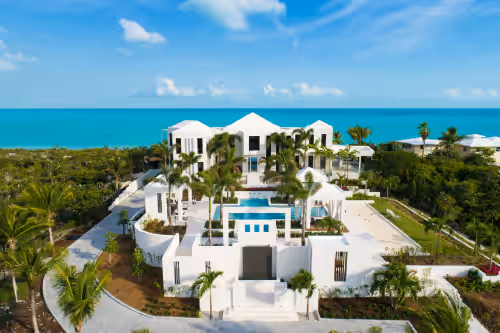Triton Villa - Fully Staffed Luxury Beachfront Property