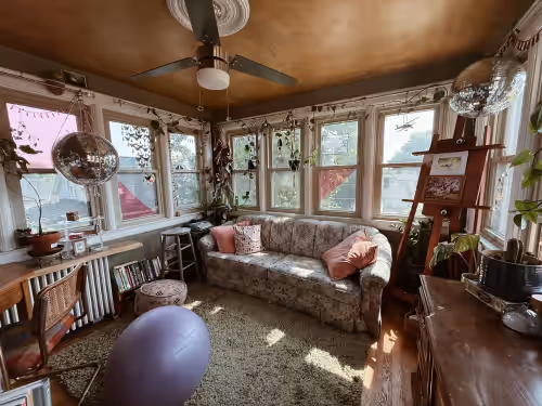 CWS for large Groups • 6BR • 3.5bath • Huge Yard • 4K Sq Ft • 2 miles to Stadium, photo 3