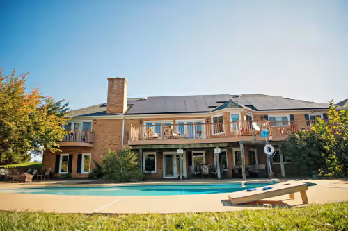 14-Person House with Pool and Hot Tub on Spectacular Estate