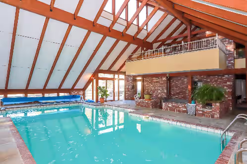 Mountainside Estate with Private Indoor Pool near Ragged Mountain & Mt. Sunapee, photo 2
