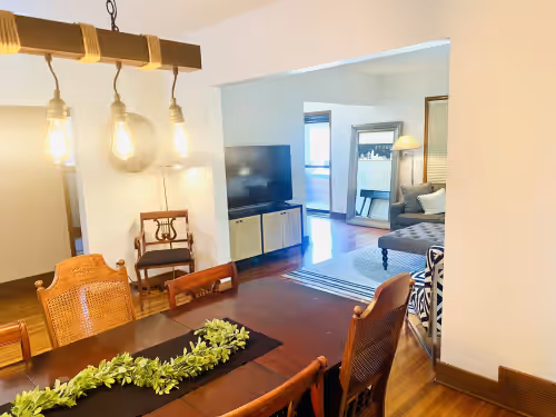 Spacious Holiday House: Arcade, 17 Beds, Entertaining Patio, photo 3