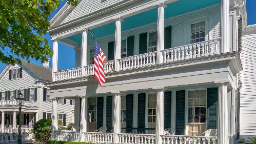 Luxurious Captain's Mansion, photo 3