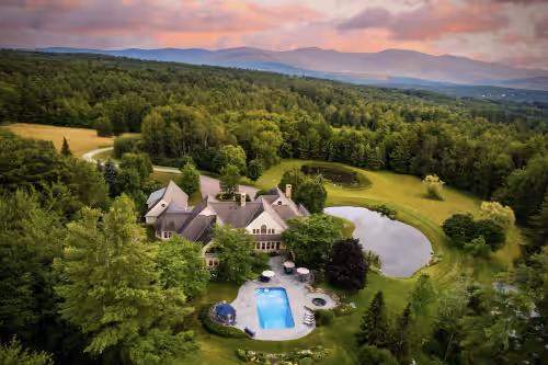 “Eden” 8BR Luxury Retreat with Pool, Spa, Concierge near Ski and Trails, photo 2