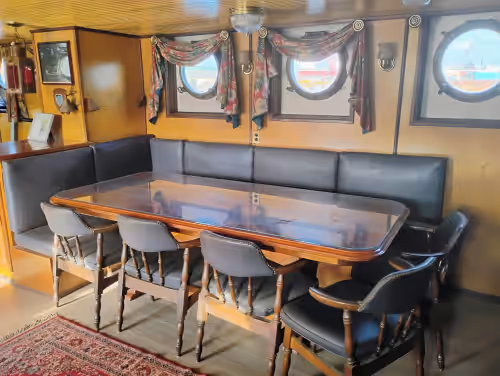 Luxurious one of a kind Tugboat/yacht, NYC, Sleeps 12, unique experience, photo 4