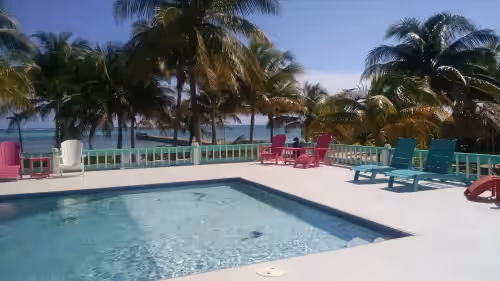 Blue Dolphin Beachfront Villa "Nicest House on the Island"