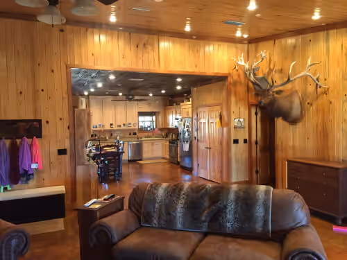New Listing, photo 3