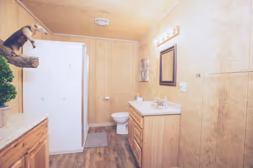 Family / Group sized area 4000 sq ' with large entertaining room with fireplace!