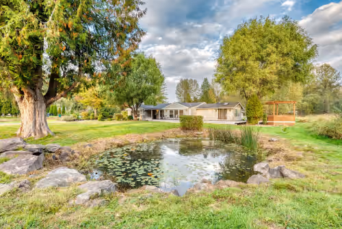 One of a Kind Modern Farmhouse Estate Paradise, photo 3