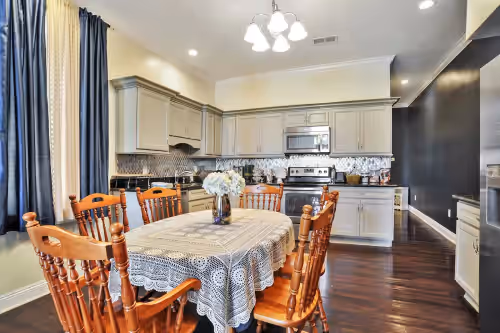 Historic Garden District 2-Story Home-Large group approved.