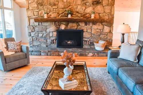 New! River Retreat! Spacious home on the Little Pigeon River, photo 4