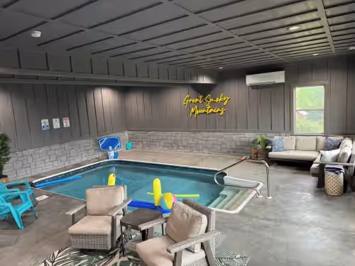 Huge Pool Cabin with Spectacular Views, photo 3