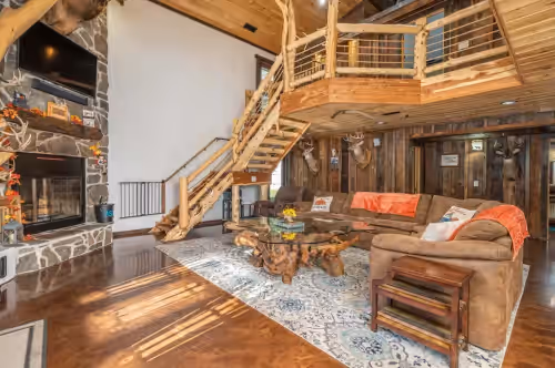 Living area at Bauman's Hillside Hideaway