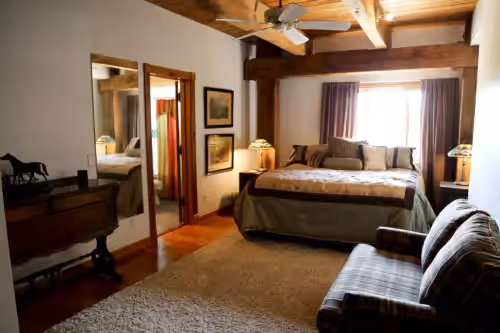 Brixen Ivy Ranch- Luxury Ranch Compound on 300 acres, just outside Galena Territory. 30 bedrms, photo 3