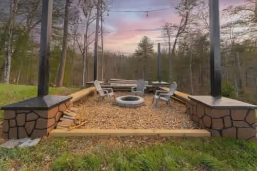 Luxurious Amazing 1 of a Kind Cabin InCabinHeated Pool Sauna Games Sleeps 30, photo 2
