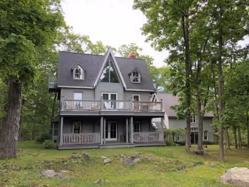 Enchanting Home only moments from PRIVATE BEACH on Historic Gerrish Island, photo 3