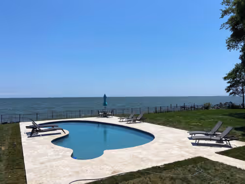 Chesapeake Bay-front Estate minutes to Irvington, Kilmarnock Whitestone, photo 3