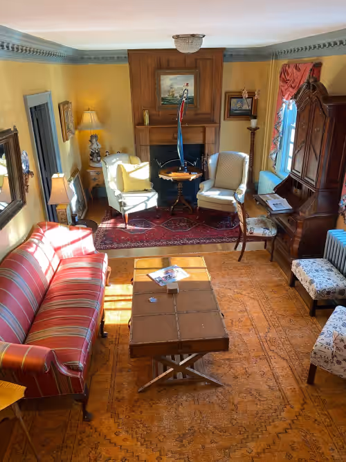 Living area at History Filled Bed & Breakfast in Downtown Williamsburg