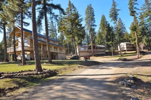 The Huntley Lodge, photo 3
